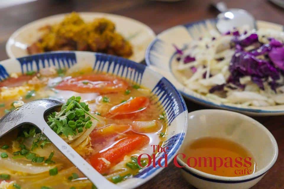 3. The Old Compass Cafe - Top 7 Ho Chi Minh City Vietnamese Restaurants (2017)