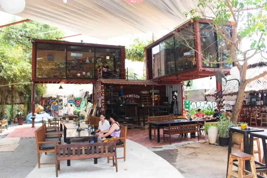 Saigon Outcast - Ho Chi Minh City Nightlife Guide [2017]