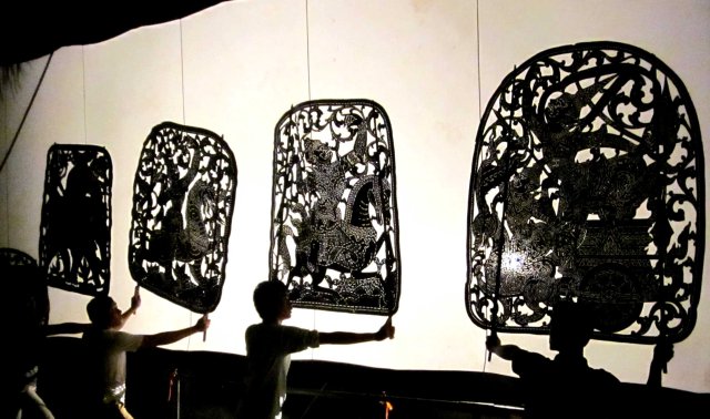 Wat Bo Shadow Puppetry Troupe