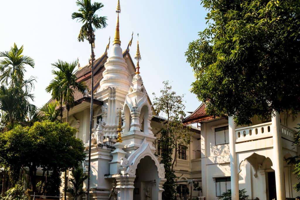 Visiting temples in Chiang Mai: Wat Saen Muang Ma Luang