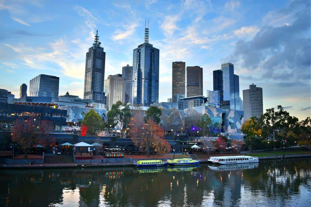 Hostels in Melbourne - Party Hostels & More - Hostels in Australia: The Best Party Hostels to Stay in Down Under