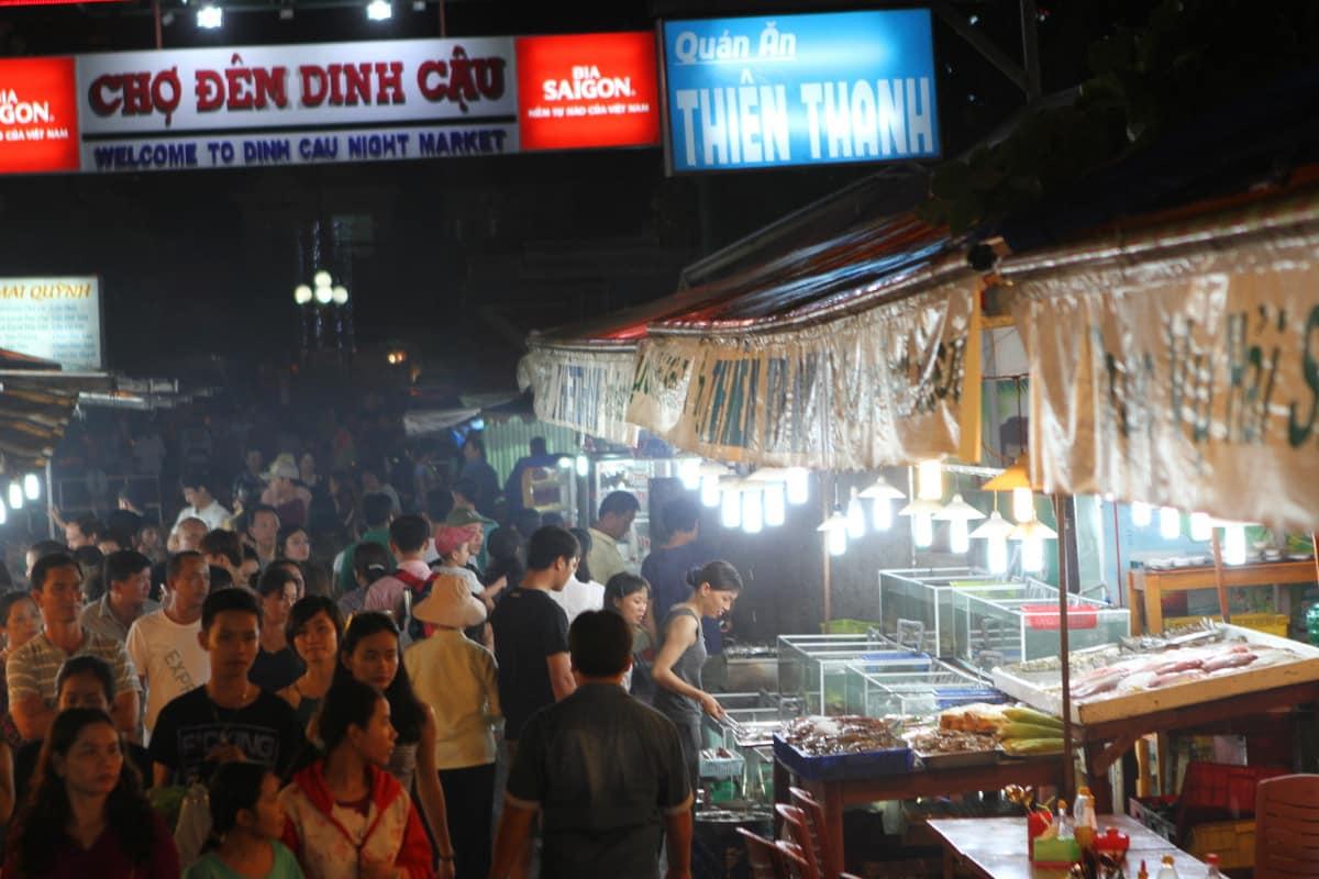 Night Market Duong Dong Phu Quoc phu-quoc-duong-dong-night-market-008 - Mad Monkey Hostels