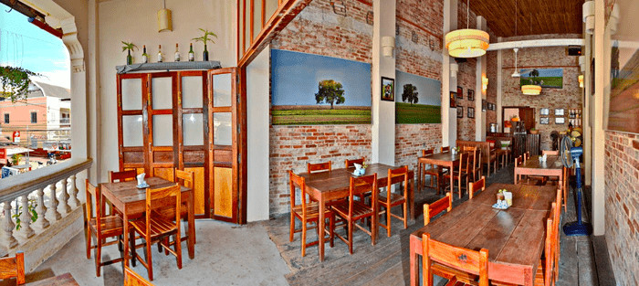 Battambang Restaurants - the lonely tree cafe