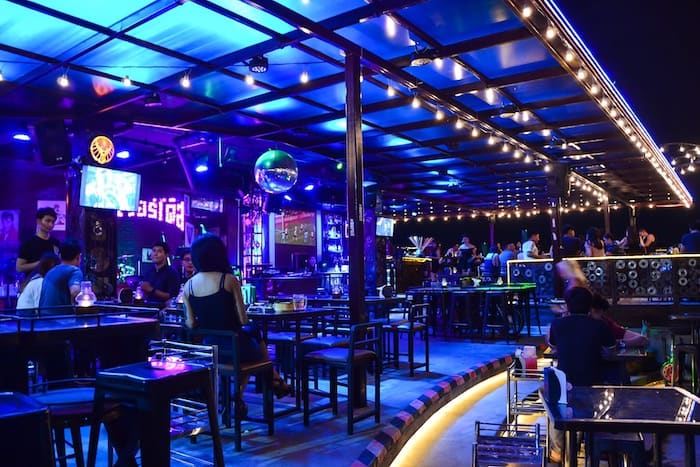 Maya Rooftop Bar - Chiang Mai Nightlife: the Best Bars, Clubs, Pubs, and Live Music Venues