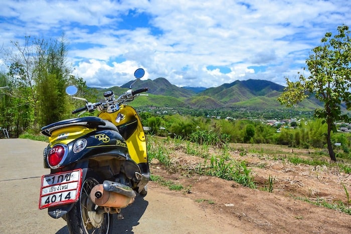 Motorbiking in Pai