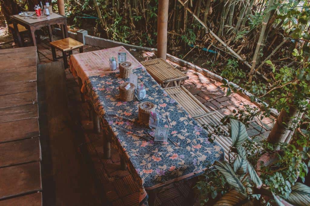 Earth Tone - Where to get Breakfast and Brunch in Pai, Thailand
