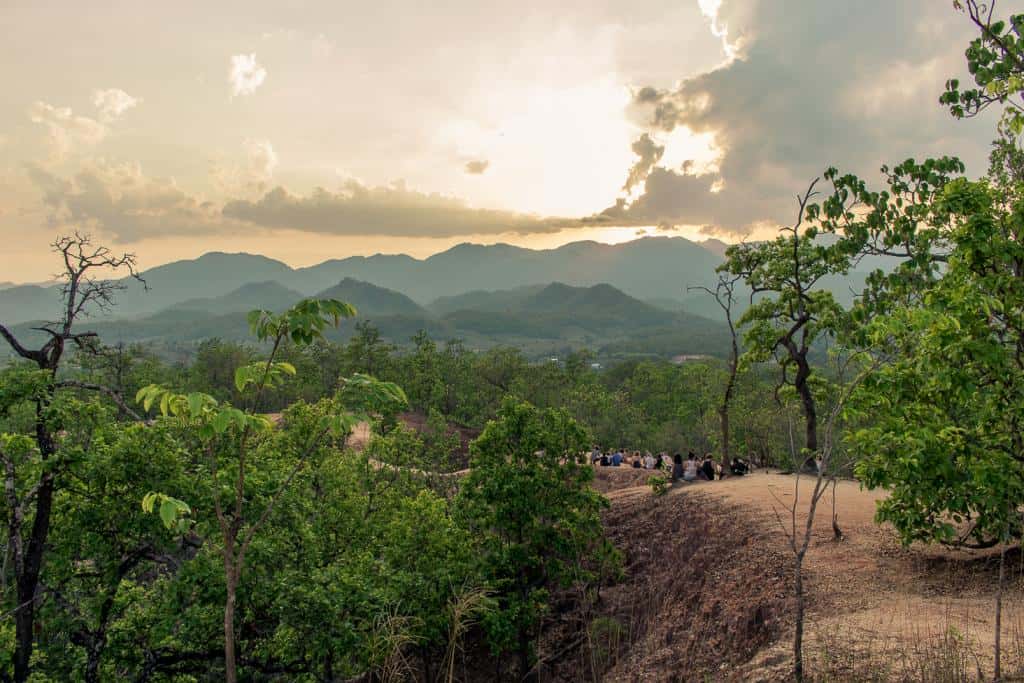Watch the Sunset Over the Pai Canyon and Enjoy Dinner