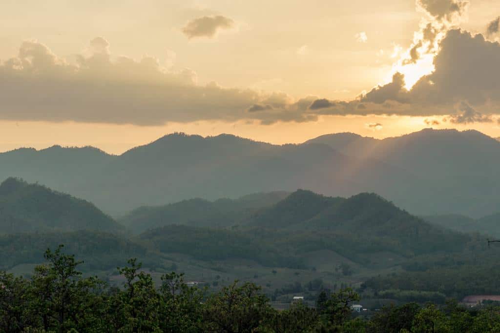 Watch the Sunset Over the Pai Canyon and Enjoy Dinner