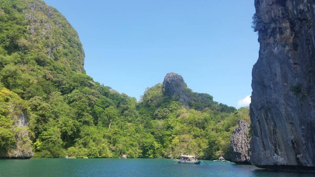 Decide how you Would like to Explore El Nido, Philippines - El Nido, Philippines: Top Destinations for Tropic-Loving Backpackers