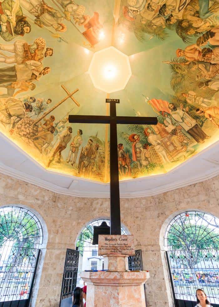 Magellan's Cross - Cebu Attractions: Guide for Backpackers