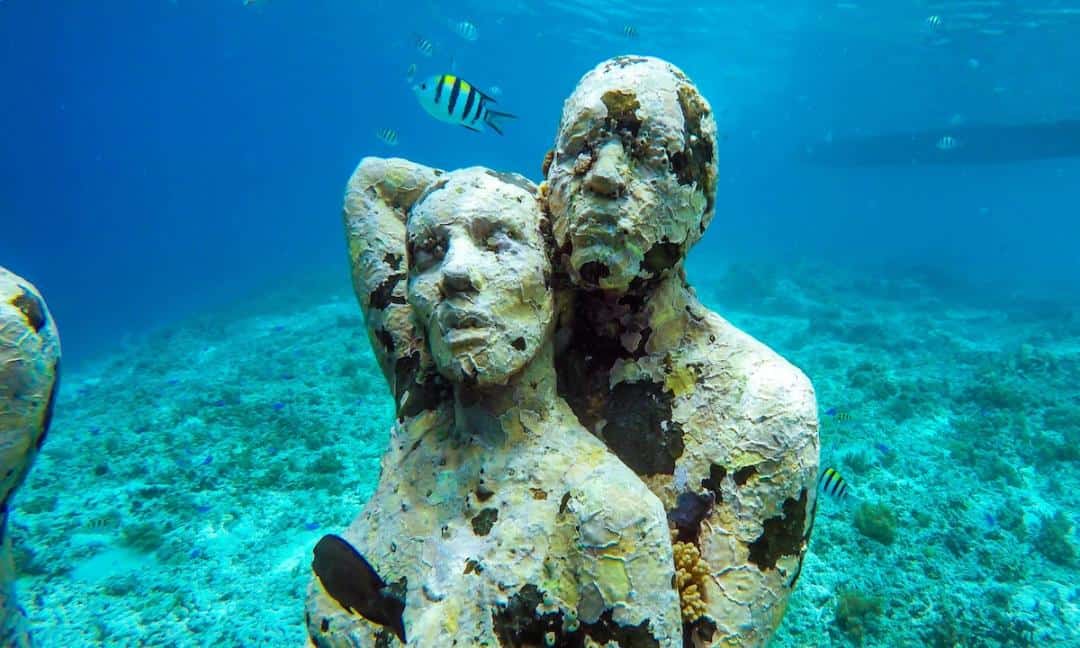 Gili Meno Statues A Guide to the Underwater Statues in Indonesia