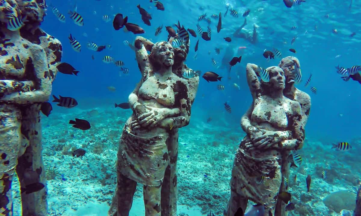 Environmental Effects of the Gili Meno Underwater Statues - Gili Meno Statues: A Guide to the Underwater Statues in Indonesia