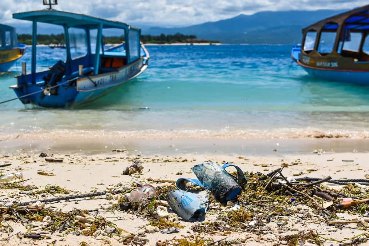 17 Things You Need to Know About Plastic Pollution