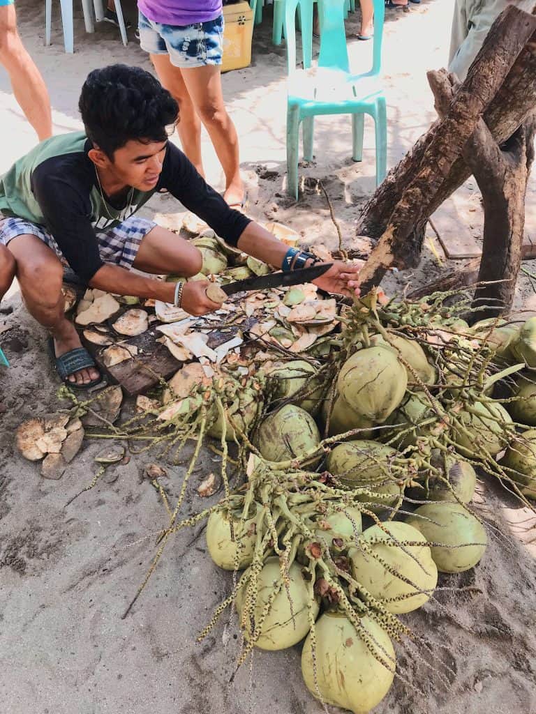 English to Cebuano: Giving Directions - Coconut Vendor in Cebu