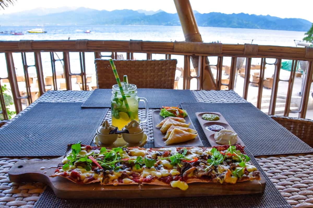 Pearl Beach Lounge: Best Dining Experience on Gili Trawangan - Best Gili Trawangan Restaurants: Where to Eat on the Gilis