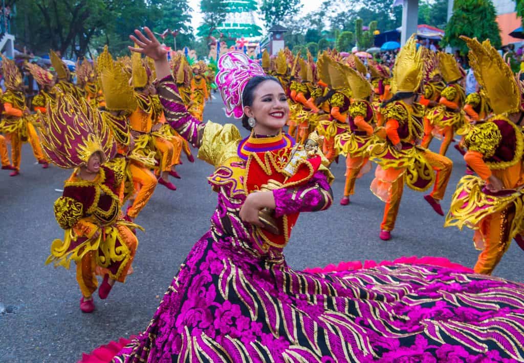 1. Sinulog Festival, Cebu City - 5 Colorful Festivals In Cebu You Shouldn’t Miss