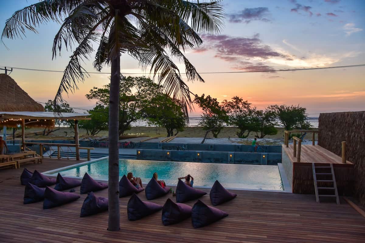 Gili Trawangan Party and Nightlife Guide Top Gili T Bars in 2019 Mad Monkey Hostels