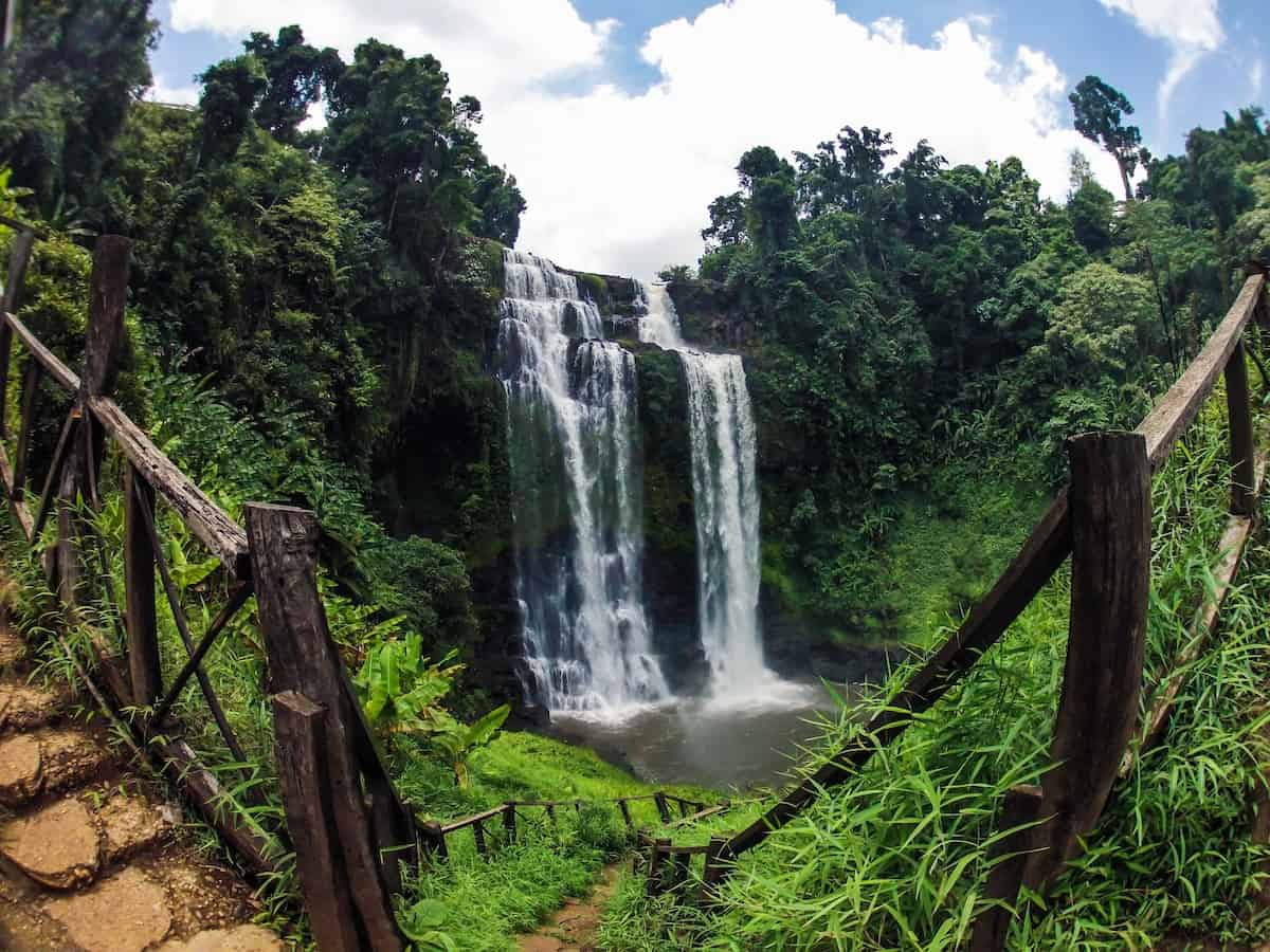 Laos Waterfalls: Tad Yuang