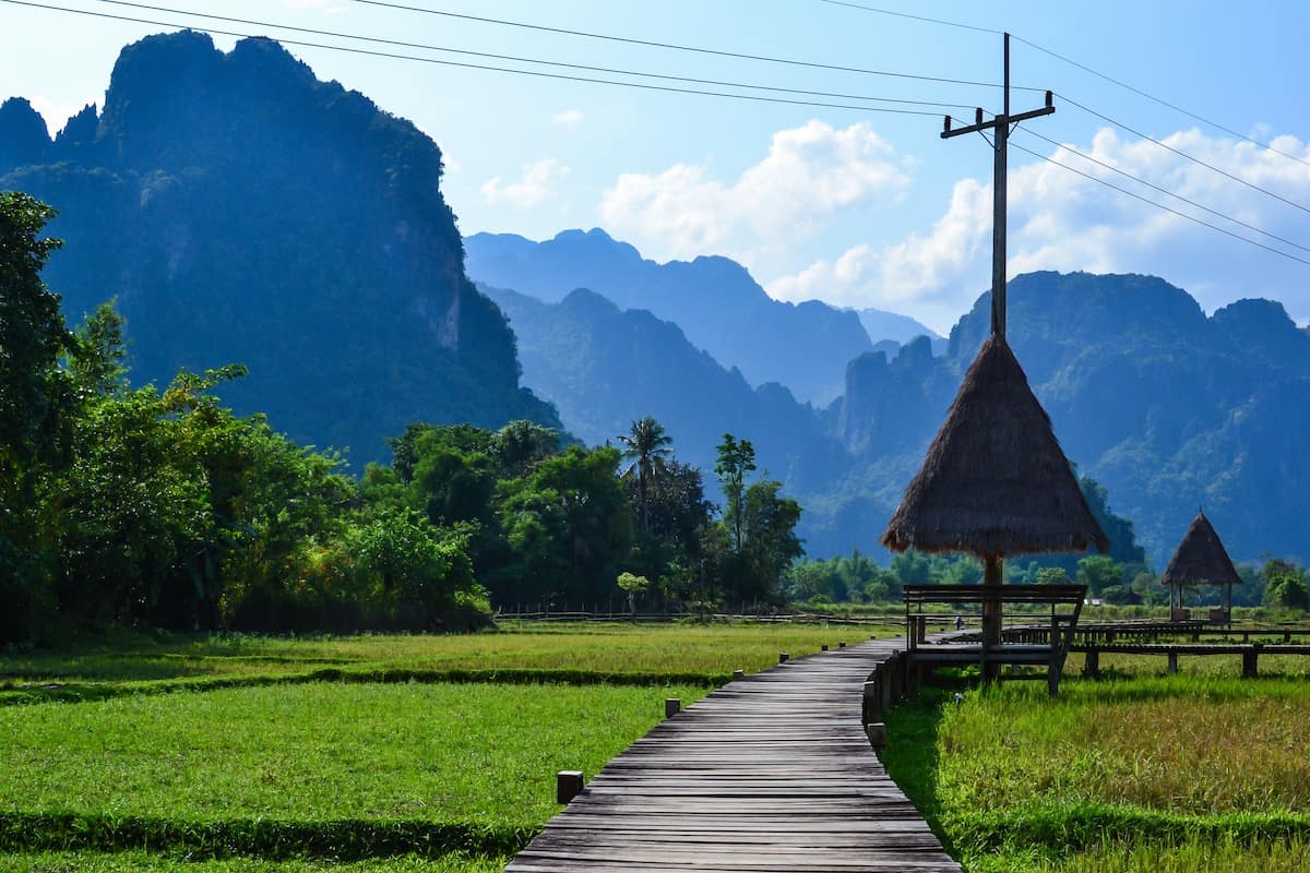 Taking a Private Car or Van from Luang Prabang to Vang Vieng - Luang Prabang to Vang Vieng Transportation Guide