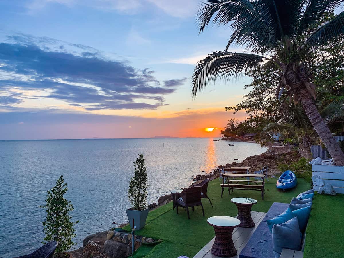 La Casa Tropicana: Restaurant with a Sunset View on Koh Phangan - Koh Phangan Sunset Guide: Best Views on the Island